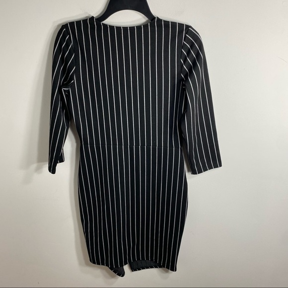 Miss Selfridge Pin Striped Dress NWT Sz 6 Black White Long Sleeve Midi - Picture 5 of 9